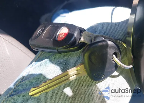 2013 Hyundai Elantra Limited z USA, uszkodzony, nr VIN 5NPDH4AE4DH440730